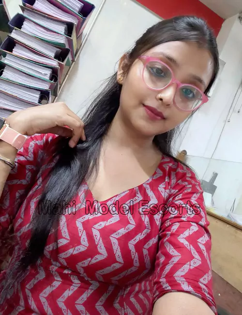 Mahi Model Escort
