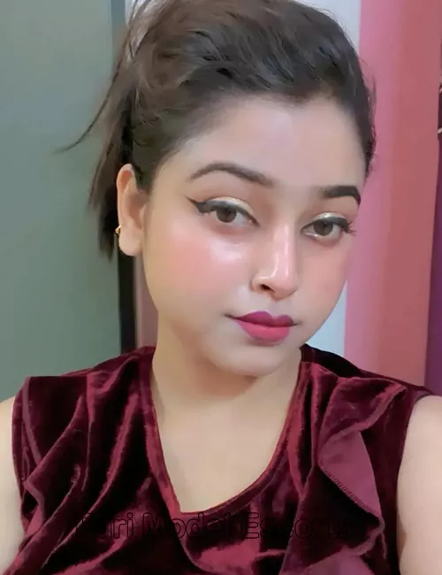 Pari Model Escorts